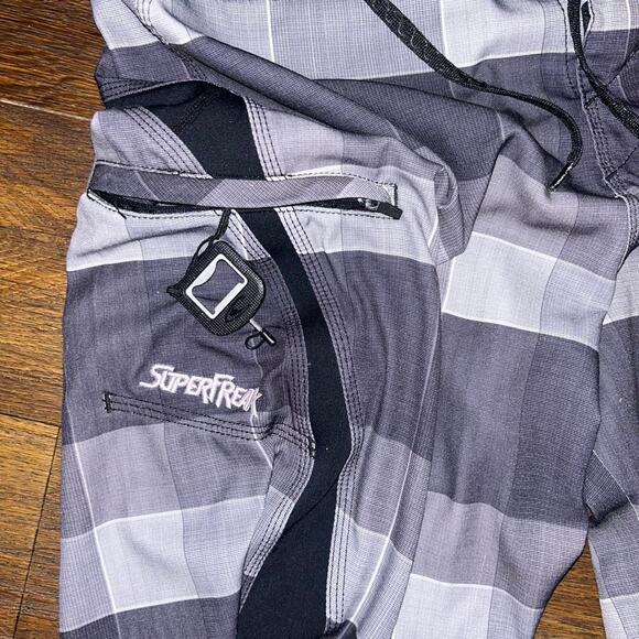 Oneill superfreak board shorts - Picture 7 of 8